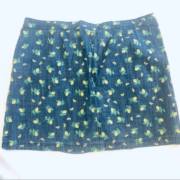 Karen Scott Woman Lemon Print Chambray Skort size 18W - Picture 5 of 5